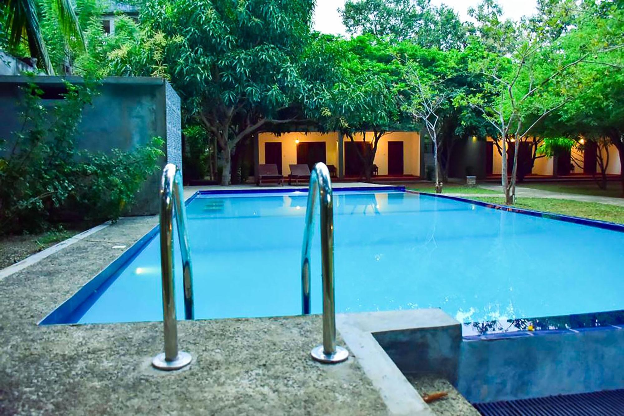 Tropicara Resort Sigiriya Esterno foto