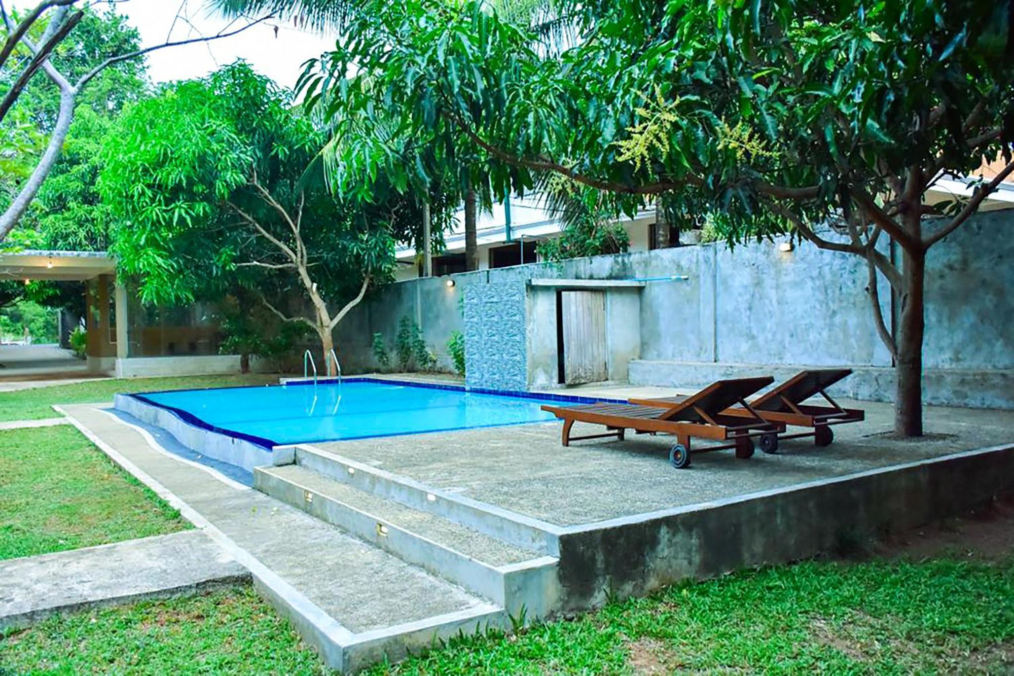 Tropicara Resort Sigiriya Esterno foto